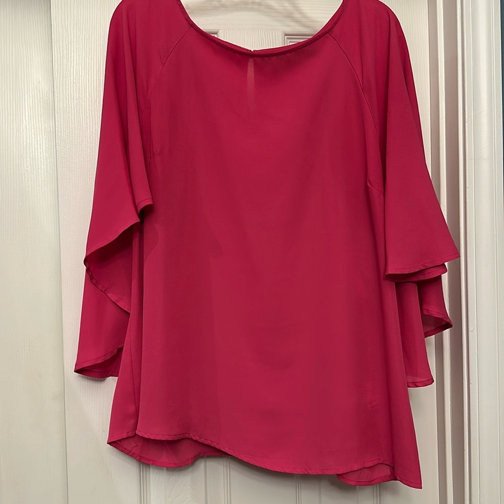 New York & Co Flowy Top